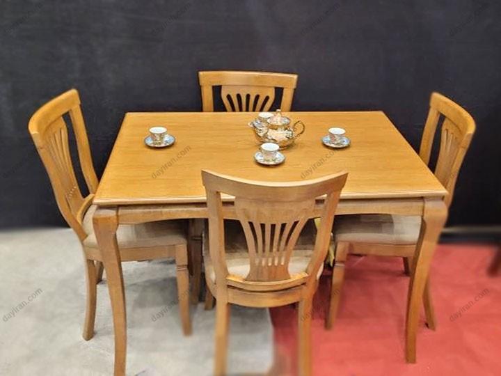 میز ناهار خوری 4 نفره کلاسیک چوبی با صفحه MDF مدل جامی
